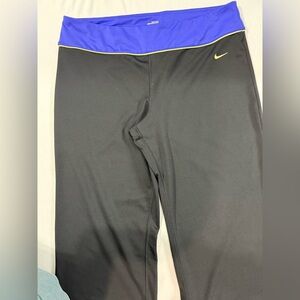 🖤 Nike Dri-FIT Capri Leggings – Black & Blue Fold-Over Waist (L)